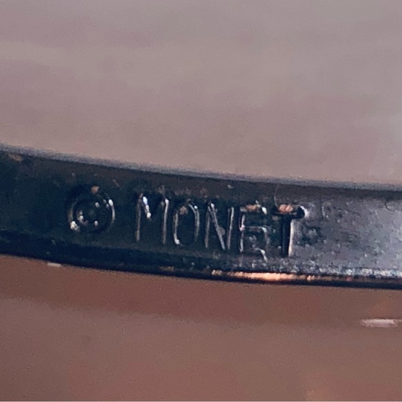 Vintage Monet Bangle - Picture 4 of 4